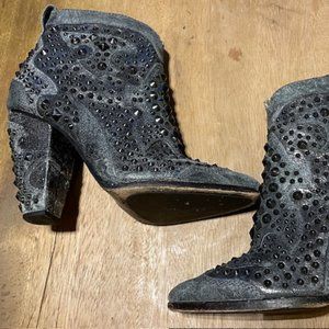 FRYE | Remy Deco Studded Short Ankle Bootie Anthracite Charcoal Gray